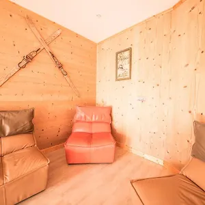 https://gite-les-chamois.hotels-rhonealpes.com